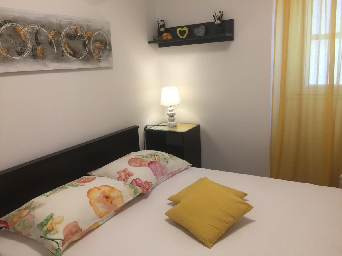 Apartman U Srcu Grada - Ilicev Prolaz Сплит Екстериор снимка